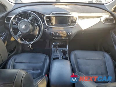 Zdjęcie 8 z 12 samochodu: 2017 KIA SORENTO EX VIN:5XYPHDA52HG201400 - miniatura