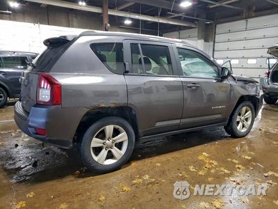 Trzecie zdjęcie samochodu z tyłu: 2016 JEEP COMPASS SPORT VIN:1C4NJDBBXGD685989 - miniatura