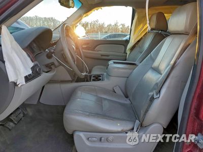 Zdjęcie 7 z 14 samochodu: 2007 CHEVROLET SUBURBAN K1500 VIN:1GNFK16397J163320 - miniatura