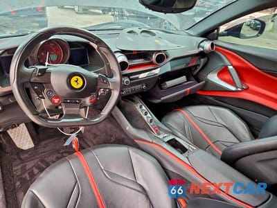 Zdjęcie 8 z 12 samochodu: 2018 FERRARI 812 SUPERFAST VIN:ZFF83CLA6J0235697 - miniatura