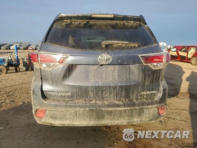 Zdjęcie 6 z 14 samochodu: 2016 TOYOTA HIGHLANDER XLE VIN:5TDJKRFH6GS242184 - miniatura
