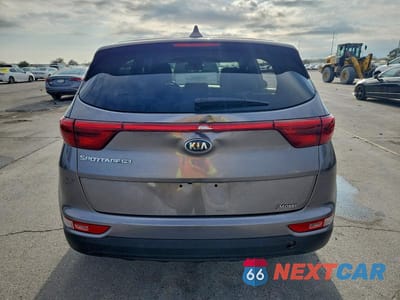 Zdjęcie 6 z 12 samochodu: 2017 KIA SPORTAGE LX VIN:KNDPM3ACXH7134594 - miniatura