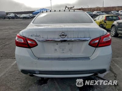 Zdjęcie 6 z 12 samochodu: 2016 NISSAN ALTIMA 2.5 VIN:1N4AL3AP1GC120929 - miniatura