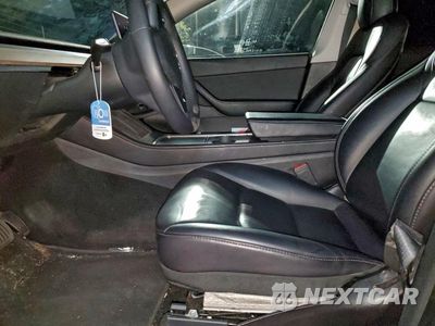 Zdjęcie 7 z 14 samochodu: 2022 TESLA MODEL Y VIN:7SAYGDEE1NF341879 - miniatura