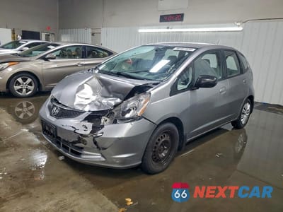2010 HONDA FIT JHMGE8H21AS023439 - główne zdjęcie licytacji z USA - miniatura