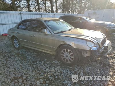 Czwarte zdjęcie samochodu z boku: 2004 HYUNDAI SONATA GLS VIN:KMHWF35H04A957152 - miniatura