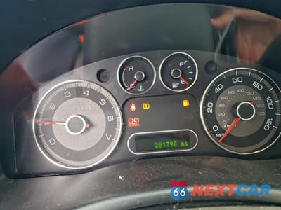 Zdjęcie 9 z 12 samochodu: 2008 FORD TAURUS X SEL VIN:1FMDK02WX8GA27833 - miniatura