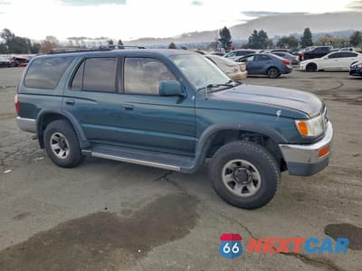 Czwarte zdjęcie samochodu z boku: 1998 TOYOTA 4RUNNER SR5 VIN:JT3GN86R3W0083229 - miniatura