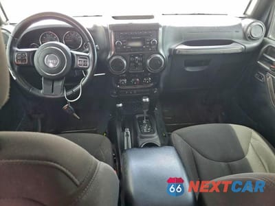 Zdjęcie 8 z 11 samochodu: 2017 JEEP WRANGLER UNLIMITED SPORT VIN:1C4BJWDG4HL678163 - miniatura