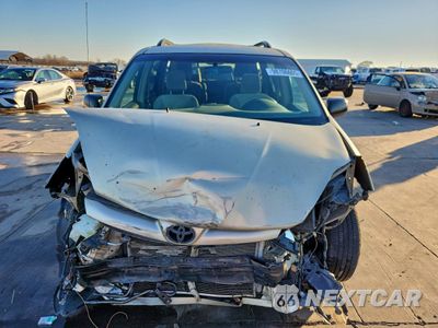 Piąte zdjęcie samochodu w środku: 2010 TOYOTA SIENNA CE VIN:5TDKK4CC5AS294994 - miniatura