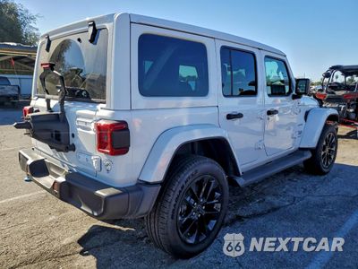 Trzecie zdjęcie samochodu z tyłu: 2024 JEEP WRANGLER SAHARA 4XE VIN:1C4RJXP68RW191300 - miniatura