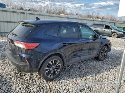 Trzecie zdjęcie samochodu z tyłu: 2021 FORD ESCAPE SE VIN:1FMCU9G64MUA96421 - miniatura