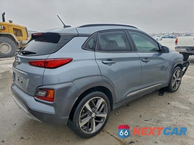 Trzecie zdjęcie samochodu z tyłu: 2018 HYUNDAI KONA LIMITED VIN:KM8K33A55JU106767 - miniatura