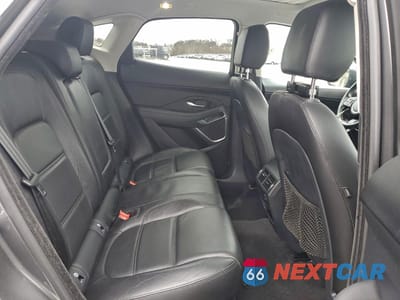 Zdjęcie 11 z 16 samochodu: 2018 JAGUAR E-PACE S VIN:SADFJ2FX0J1Z18340 - miniatura