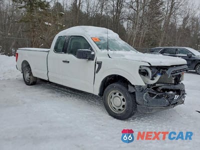 Czwarte zdjęcie samochodu z boku: 2022 FORD F150 SUPER CAB VIN:1FTEX1CP3NKD71052 - miniatura