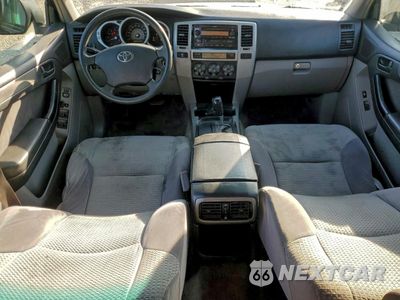 Zdjęcie 8 z 13 samochodu: 2005 TOYOTA 4RUNNER SR5 VIN:JTEZU14RX50059795 - miniatura