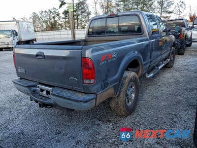 Trzecie zdjęcie samochodu z tyłu: 2005 FORD F250 SUPER DUTY VIN:1FTSW21P85ED30591 - miniatura