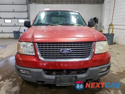 Piąte zdjęcie samochodu w środku: 2003 FORD EXPEDITION XLT VIN:1FMPU16W53LC28711 - miniatura