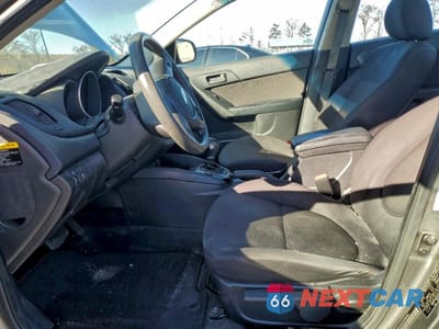 Zdjęcie 7 z 13 samochodu: 2012 KIA FORTE EX VIN:KNAFU4A21C5595032 - miniatura