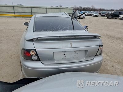Zdjęcie 6 z 14 samochodu: 2004 PONTIAC GTO VIN:6G2VX12G34L236915 - miniatura