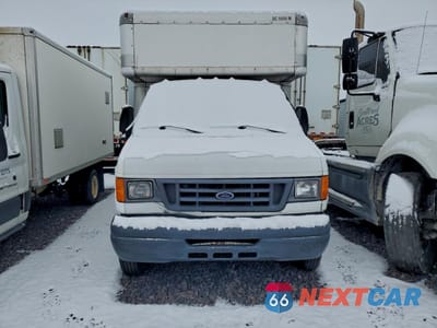 Piąte zdjęcie samochodu w środku: 2006 FORD E450 BOX TRUCK VIN:1FDXE45S56DA65604 - miniatura