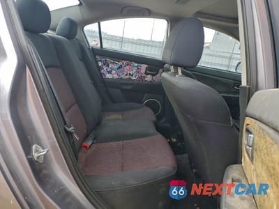 Zdjęcie 10 z 14 samochodu: 2004 MAZDA 3 S VIN:JM1BK323441202173 - miniatura