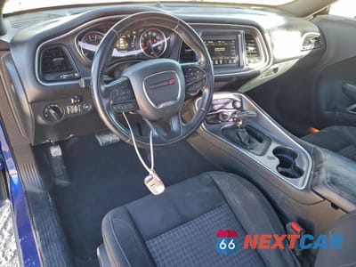 Zdjęcie 8 z 12 samochodu: 2020 DODGE CHALLENGER SXT VIN:2C3CDZAG3LH212834 - miniatura
