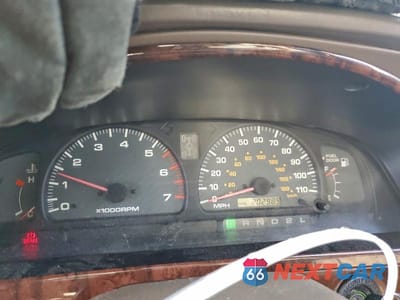 Zdjęcie 9 z 11 samochodu: 1999 TOYOTA 4RUNNER LIMITED VIN:JT3HN87R8X9020014 - miniatura