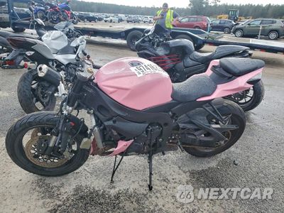 Trzecie zdjęcie samochodu z tyłu: 2025 SUZUKI GSX-R600 VIN:JS1GN7FA1S7101545 - miniatura