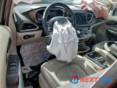 Zdjęcie 8 z 13 samochodu: 2017 CHRYSLER PACIFICA TOURING L PLUS VIN:2C4RC1EG7HR821754 - miniatura