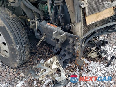 Zdjęcie 9 z 10 samochodu: 2014 VOLVO VN VNL VIN:4V4NC9EH2EN165384 - miniatura