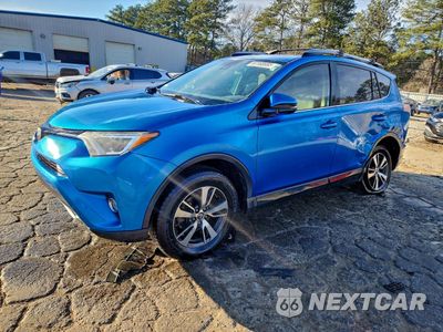 2017 TOYOTA RAV4 XLE JTMWFREV2HJ702666 - główne zdjęcie licytacji z USA - miniatura