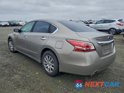 Drugie zdjęcie samochodu z przodu: 2015 NISS ALTIMA 2.5 VIN:1N4AL3AP4FN923284 - miniatura