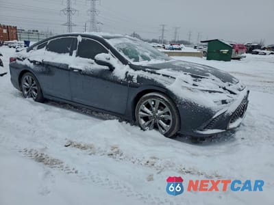Czwarte zdjęcie samochodu z boku: 2021 LEXUS ES 350 BASE VIN:58AGZ1B17MU105475 - miniatura