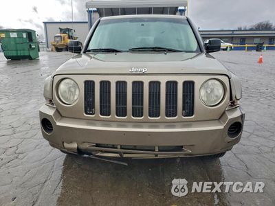Piąte zdjęcie samochodu w środku: 2007 JEEP PATRIOT SPORT VIN:1J8FF28W77D286003 - miniatura