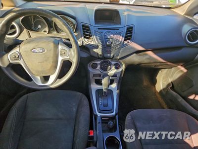 Zdjęcie 8 z 14 samochodu: 2019 FORD FIESTA SE VIN:3FADP4BJ8KM134755 - miniatura