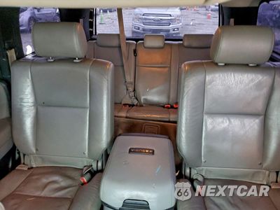 Zdjęcie 10 z 16 samochodu: 2011 TOYOTA SEQUOIA PLATINUM VIN:5TDYY5G16BS034807 - miniatura