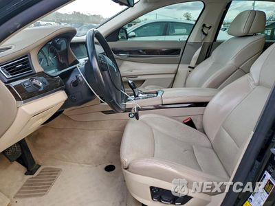 Zdjęcie 7 z 14 samochodu: 2011 BMW 750 LXI VIN:WBAKC8C59BC433367 - miniatura