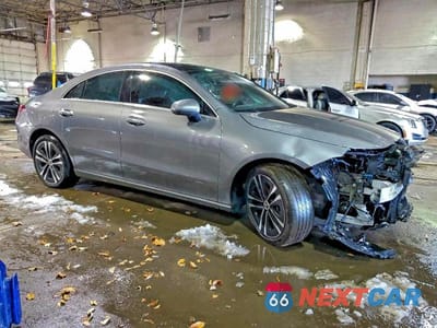 Czwarte zdjęcie samochodu z boku: 2025 MERCEDES-BENZ CLA 250 4MATIC VIN:W1K5J4HB7SN491128 - miniatura