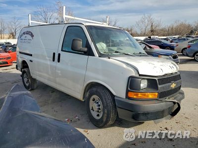 Czwarte zdjęcie samochodu z boku: 2011 CHEVROLET EXPRESS G2500 VIN:1GCWGFCA8B1132806 - miniatura