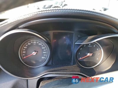 Zdjęcie 9 z 11 samochodu: 2015 MERCEDES-BENZ C 400 4MATIC VIN:55SWF6GB1FU034119 - miniatura