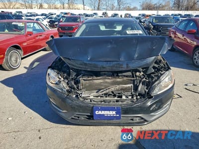 Piąte zdjęcie samochodu w środku: 2015 VOLVO V60 PLATINUM VIN:YV1612SD4F1212996 - miniatura