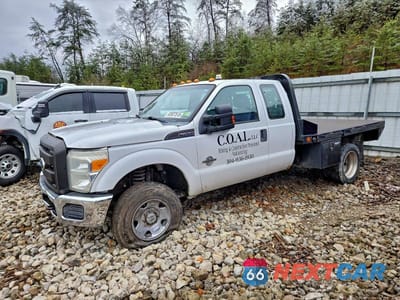 2011 FORD F250 FLATBED TRUCK 1FT7X2BT4BEB48073 - główne zdjęcie licytacji z USA - miniatura