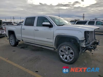 Czwarte zdjęcie samochodu z boku: 2017 GMC SIERRA K1500 DENALI VIN:3GTU2PEJ9HG158768 - miniatura