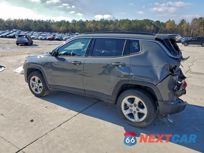 Drugie zdjęcie samochodu z przodu: 2024 JEEP COMPASS LATITUDE VIN:3C4NJDBN6RT592815 - miniatura