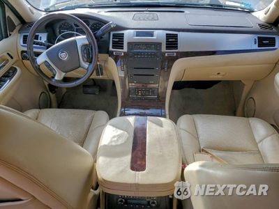 Zdjęcie 8 z 15 samochodu: 2008 CADILLAC ESCALADE ESV VIN:1GYFK66848R192044 - miniatura