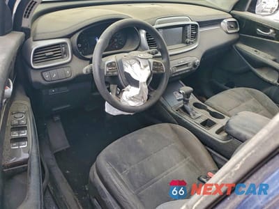 Zdjęcie 8 z 12 samochodu: 2019 KIA SORENTO LX VIN:5XYPGDA50KG471428 - miniatura