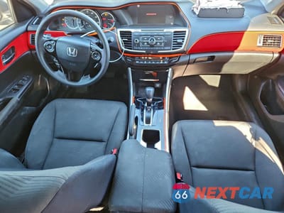 Zdjęcie 8 z 14 samochodu: 2017 HONDA ACCORD LX VIN:1HGCR2F32HA261878 - miniatura