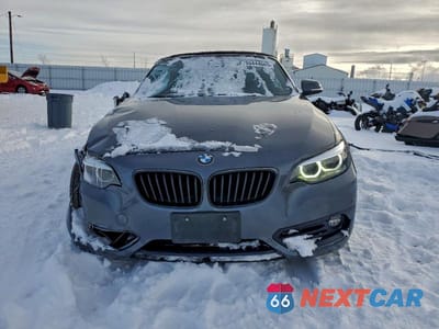 Piąte zdjęcie samochodu w środku: 2020 BMW 230XI VIN:WBA2K1C01L7G10800 - miniatura
