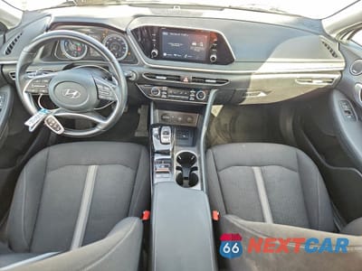 Zdjęcie 8 z 14 samochodu: 2022 HYUNDAI SONATA HYBRID SEL VIN:KMHL34JJ0NA046413 - miniatura